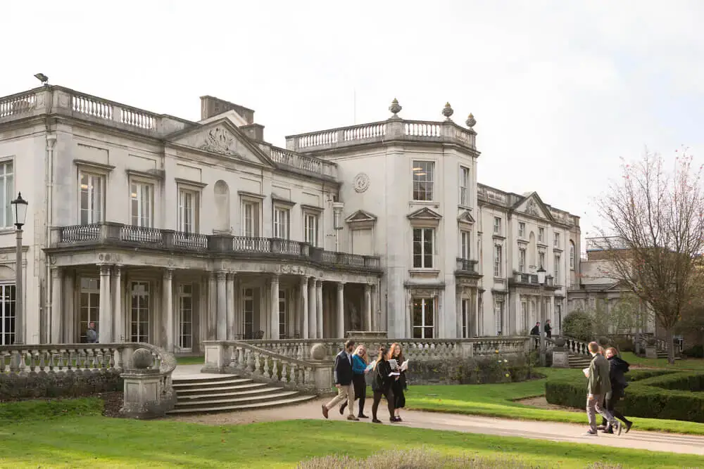 University of Roehampton (OIEG)